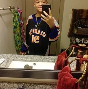 Meet your Posher, Omari